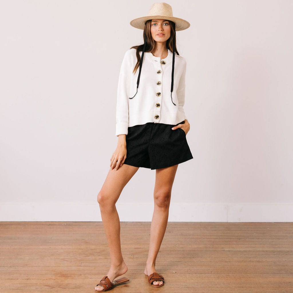 Black Eyelet Bermuda Short – Sunshine Tienda®