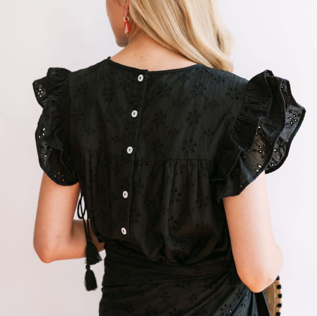 Black Eyelet Lottie Top – Sunshine Tienda®