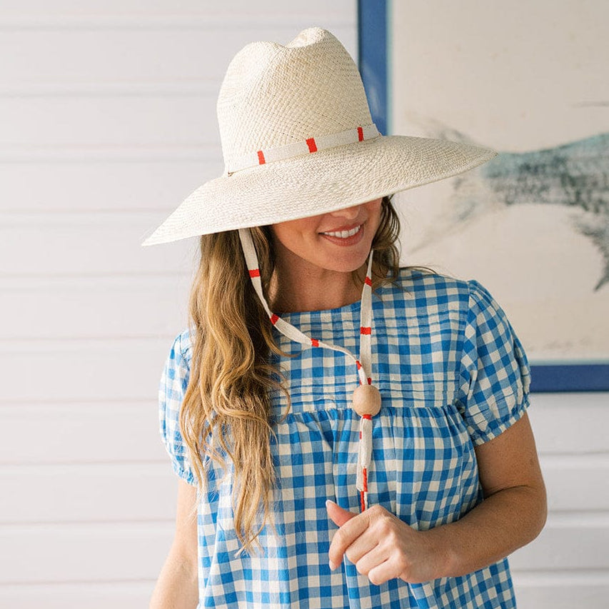 Sunshine Tienda® Breezy Pool Hat