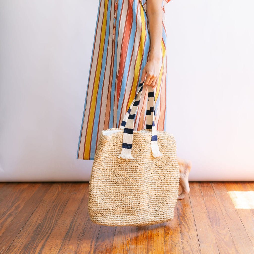 Brenda Large Raffia Tote – Sunshine Tienda® Brenda Large Raffia Tote – Sunshine Tienda®