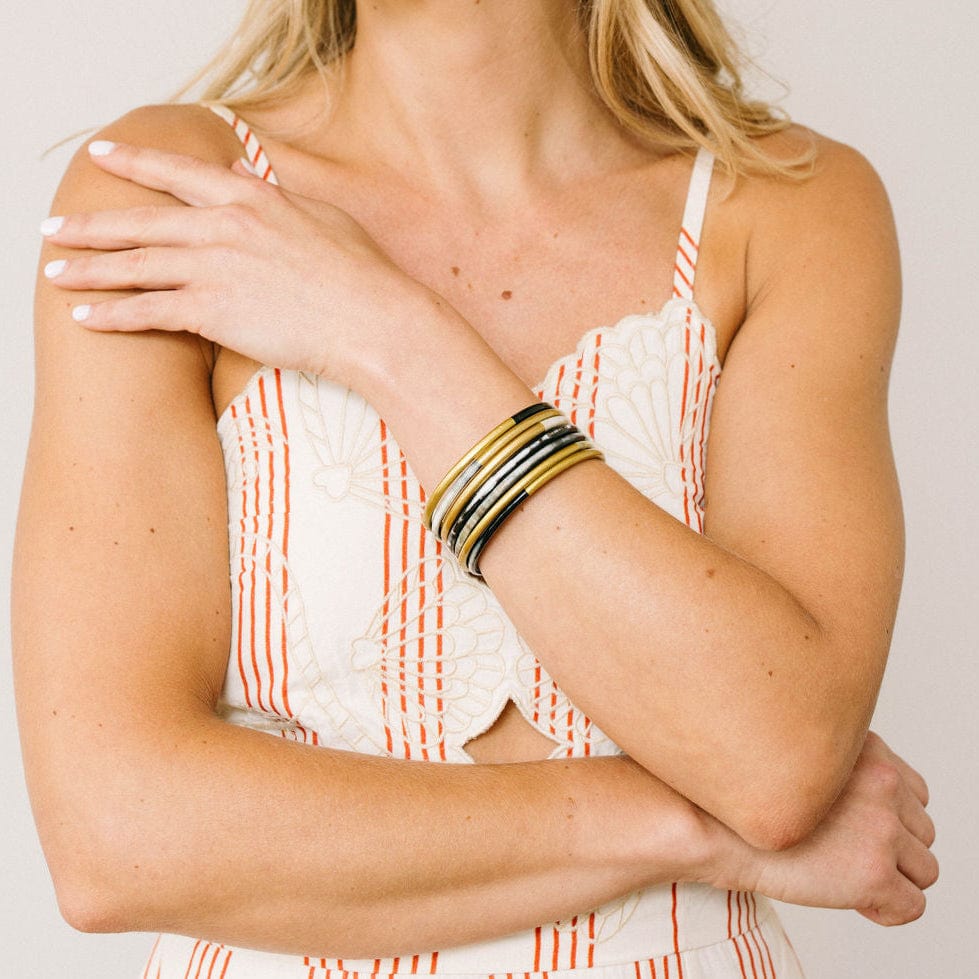 Shiny Gold Horn Bangle Set – Sunshine Tienda®