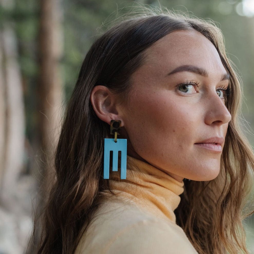 Sunshine Tienda® Swing By Earrings