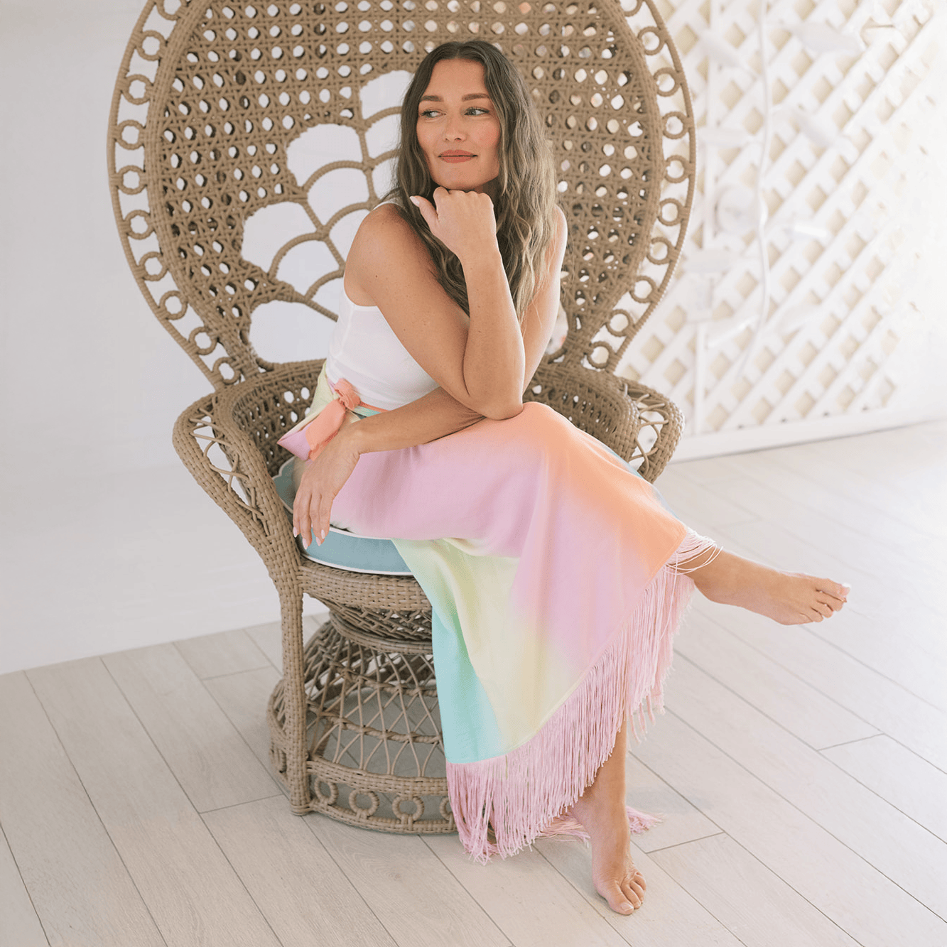 Sunshine Tienda® Watercolor Ruby Fringe Sarong