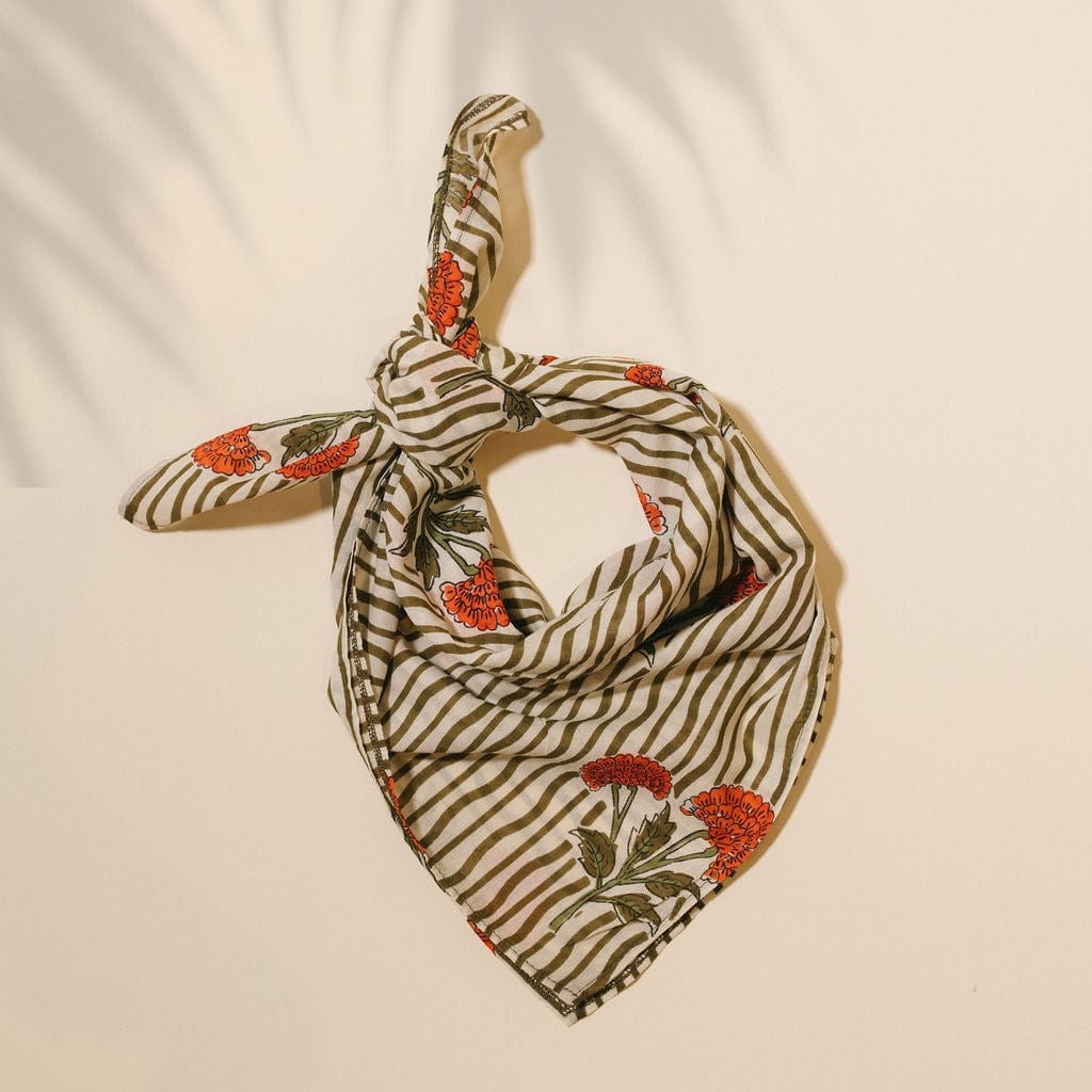 Sunshine Tienda® Wavy Stripe Scarf