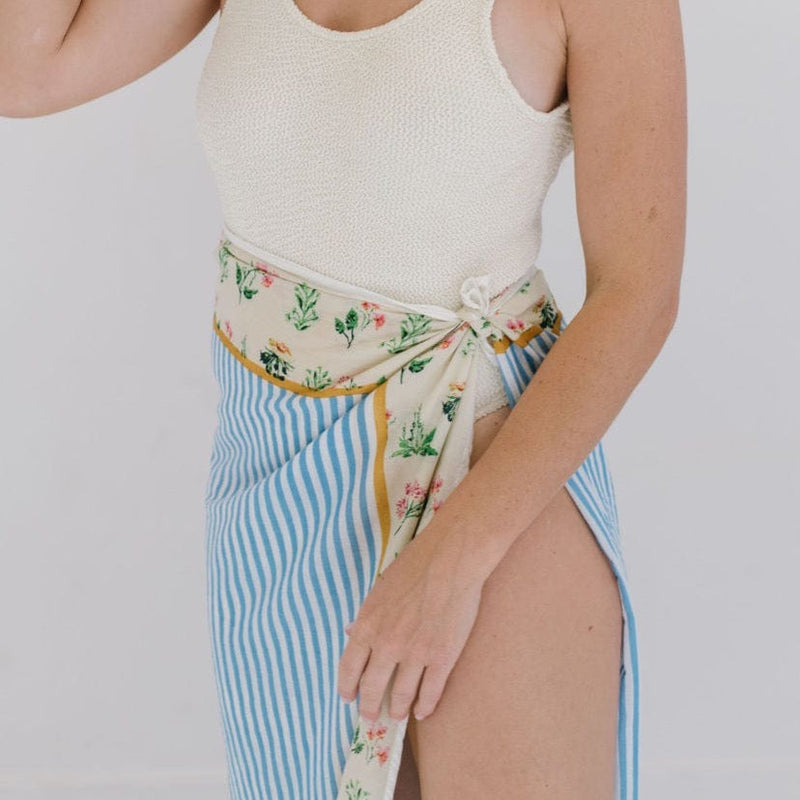 Sunshine Tienda® Blue Field Sarong