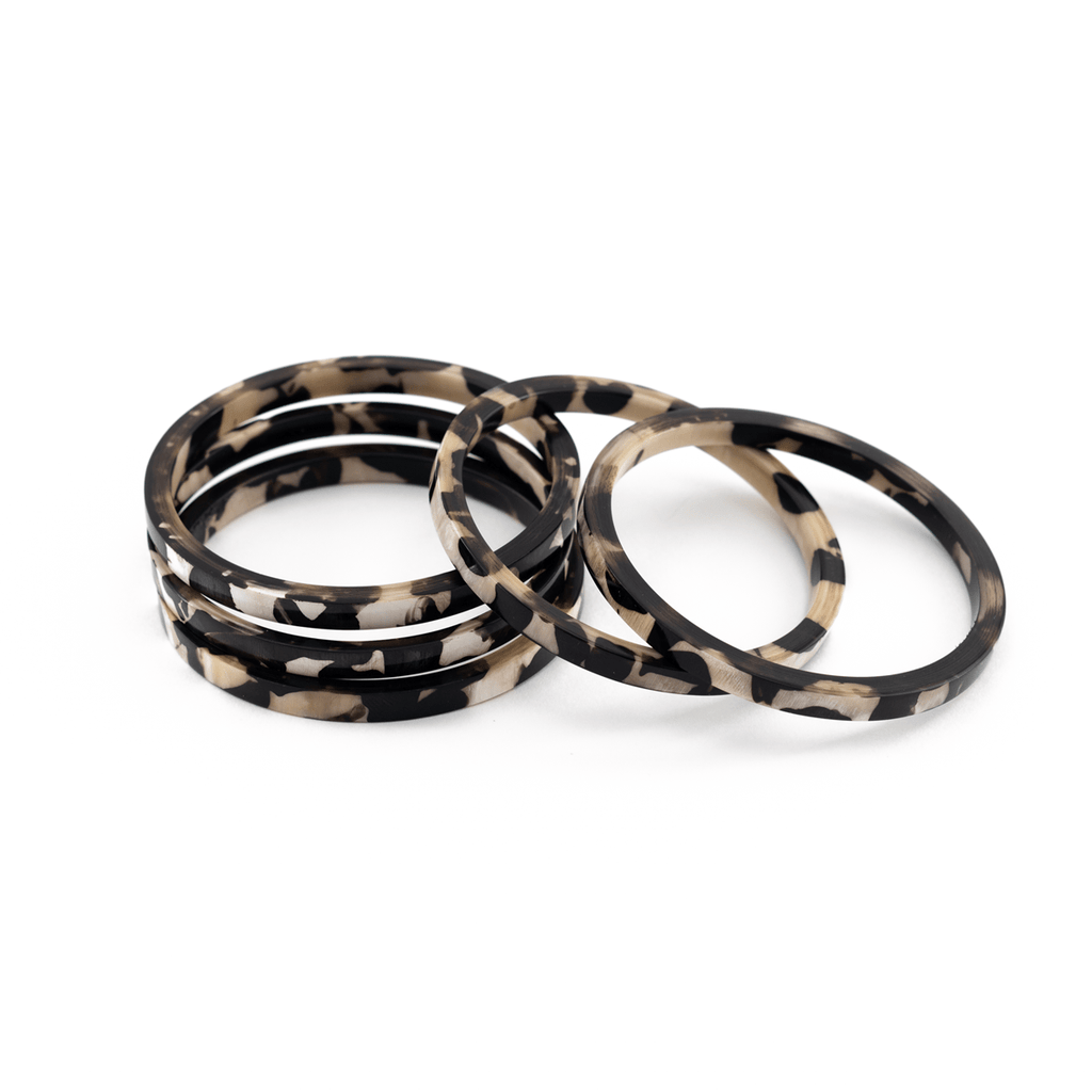 Sunshine Tienda® Cheetah Bangle Set