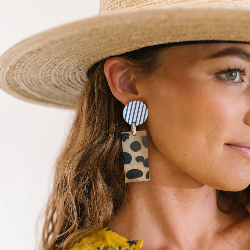 Sunshine Tienda® Classic Summer Cabana Earrings