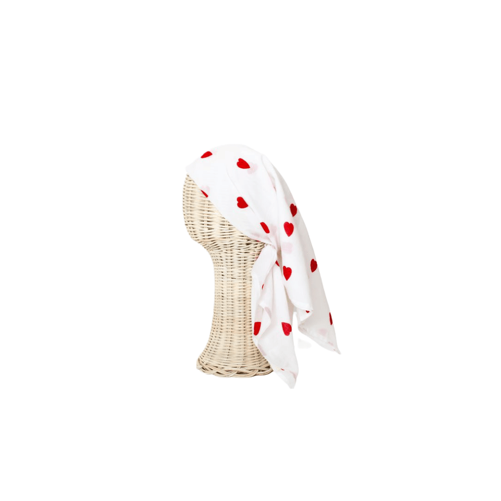 Sunshine Tienda® Heart Scarf