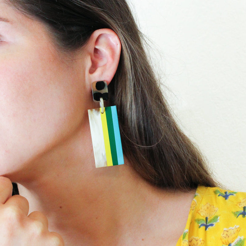 Sunshine Tienda® Lunchtime Cabana Earrings