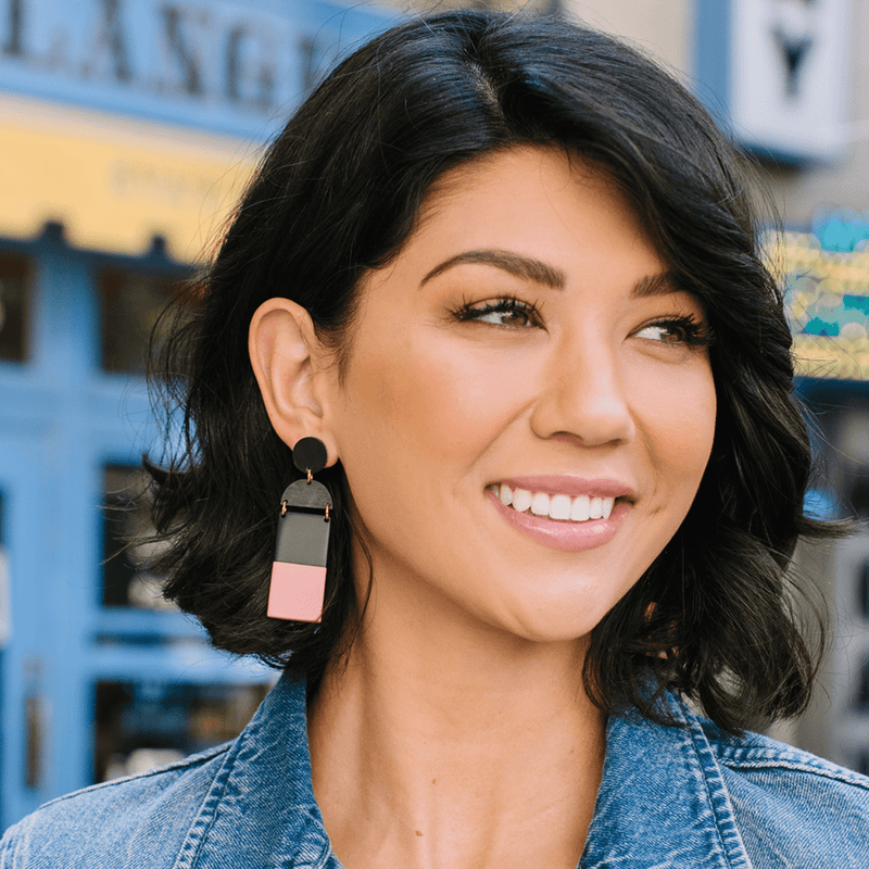 Sunshine Tienda Mini Bisque Mobile Earrings