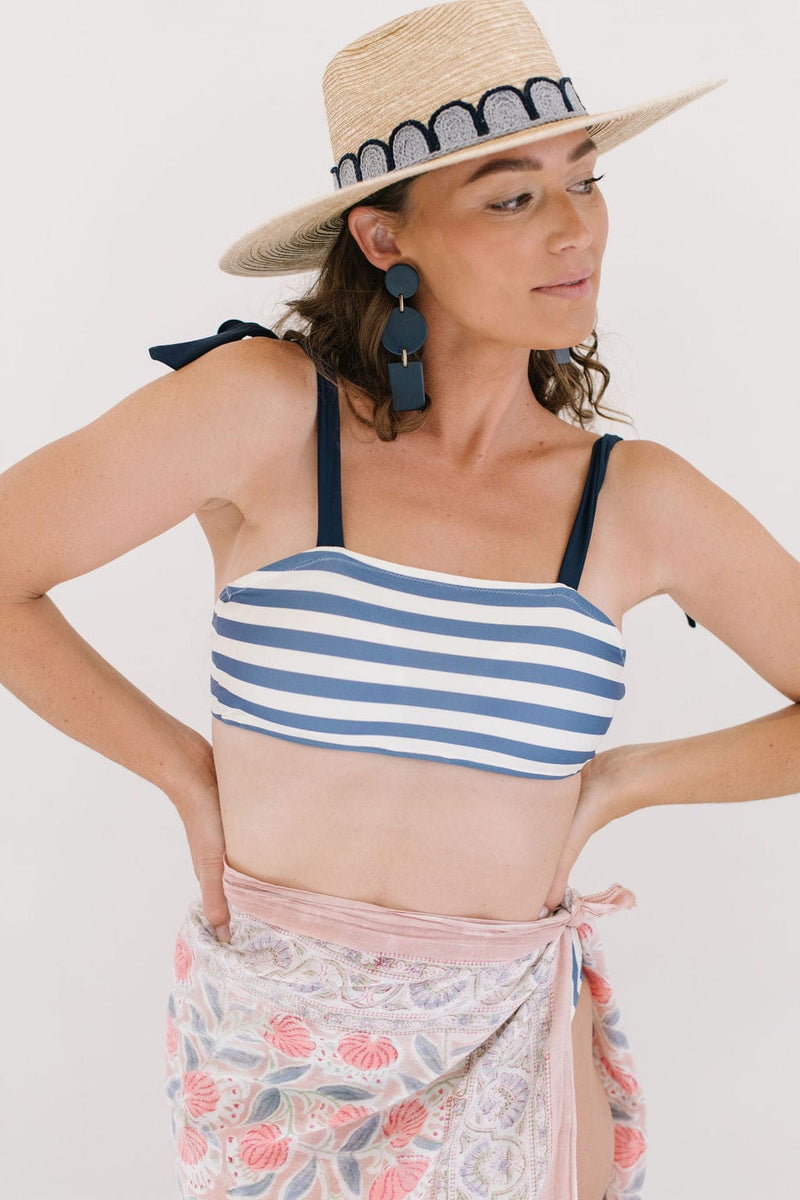 Sunshine Tienda® Navy Harbor Earrings