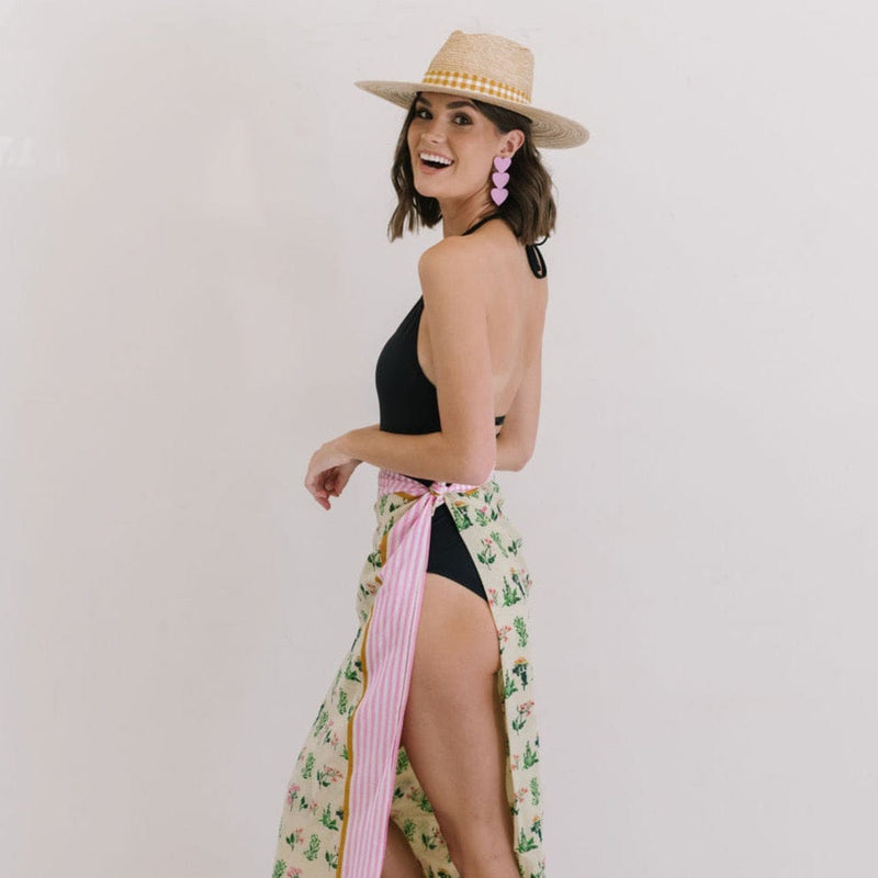 Sunshine Tienda® Pink Field Sarong