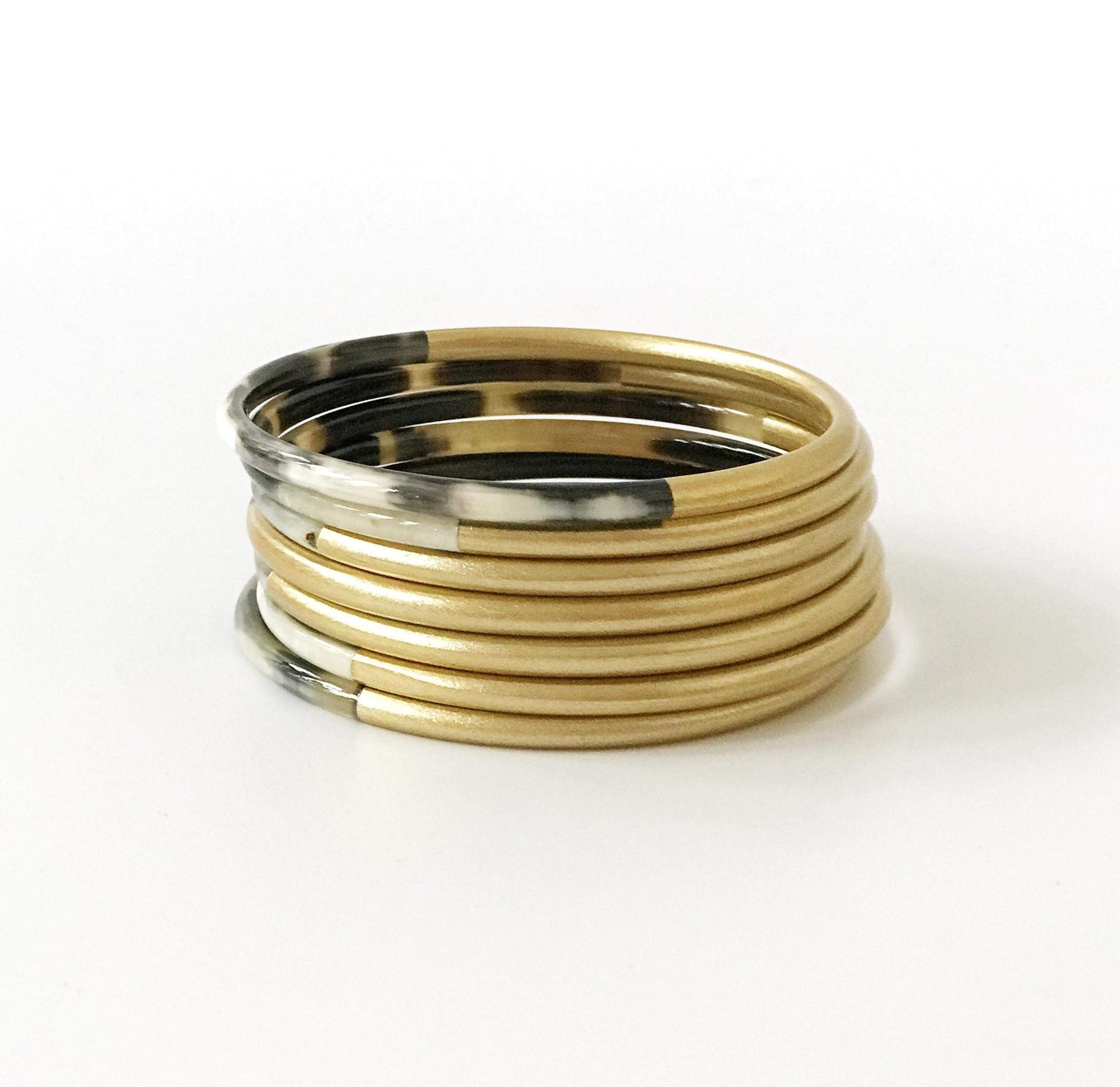Sunshine Tienda Shiny Gold Horn Bangle Set