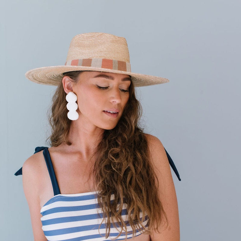 Sunshine Tienda® Sugar Cane Seashell Earrings