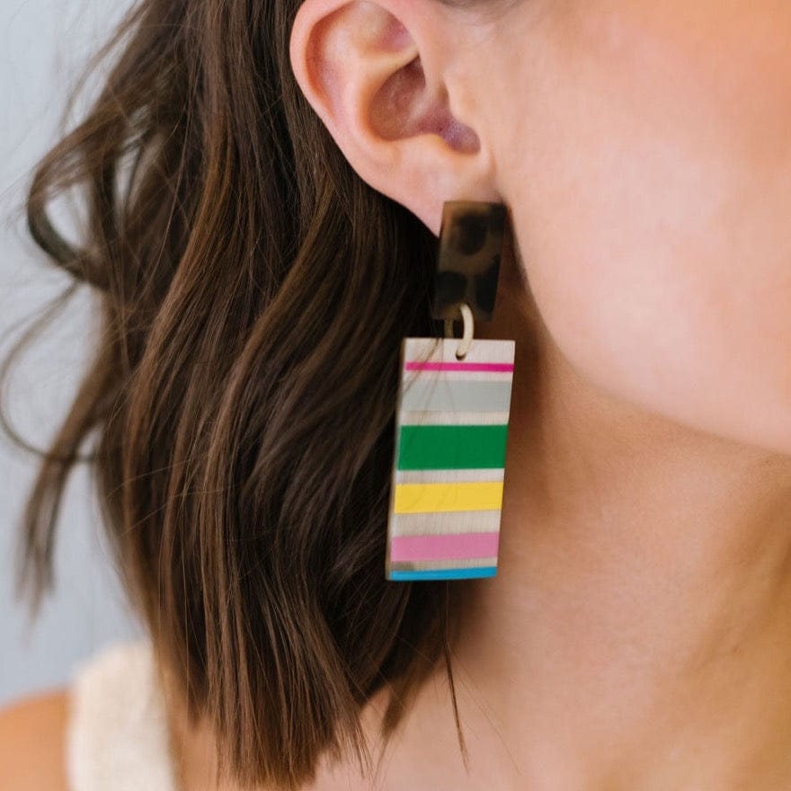 Sunshine Tienda® Tortoise Top Rainbow Earrings